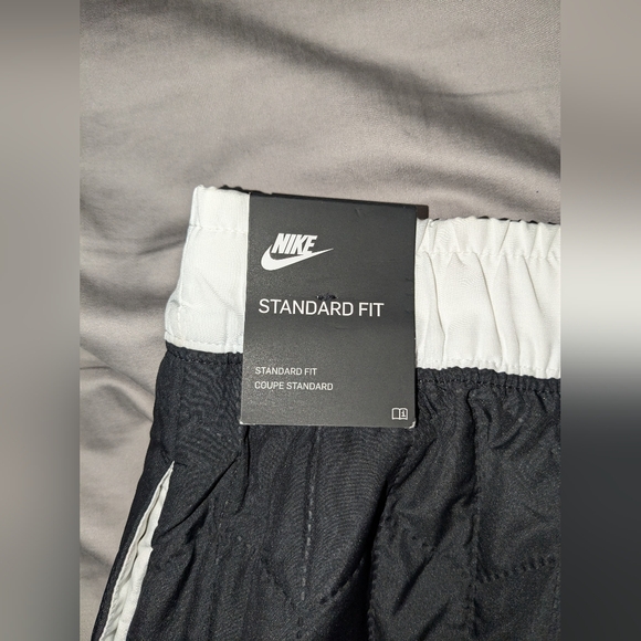 Nike Women's Sportswear Quilted Long Skirt medium. New with tags. - Picture 9 of 16